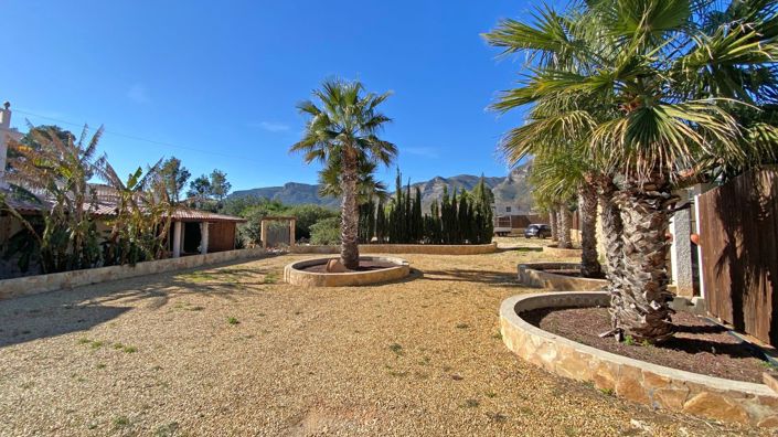 Image No.13-7 Bed Chalet for sale