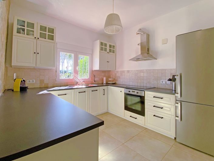 Image No.33-7 Bed Chalet for sale