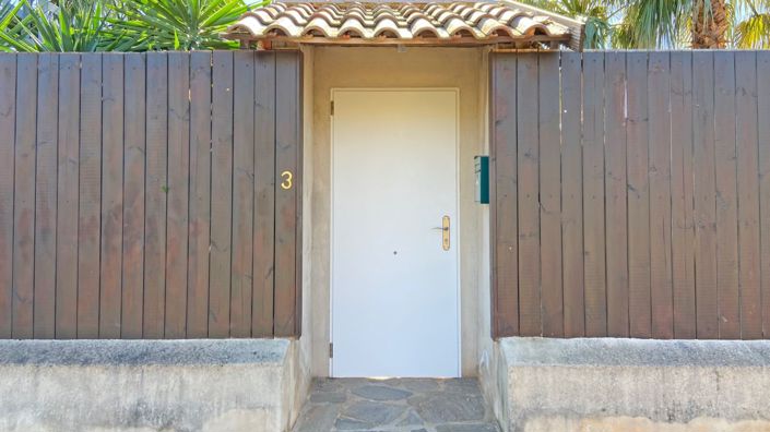 Image No.7-7 Bed Chalet for sale