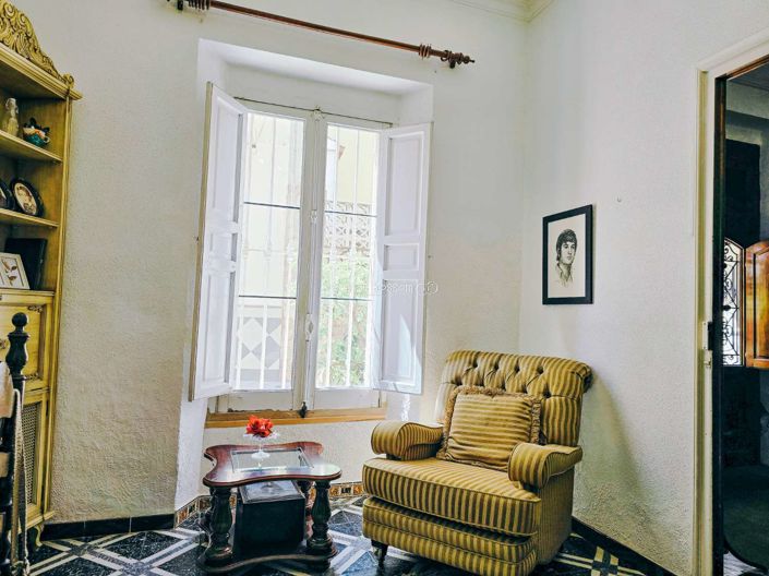 Image No.20-6 Bed Townhouse for sale