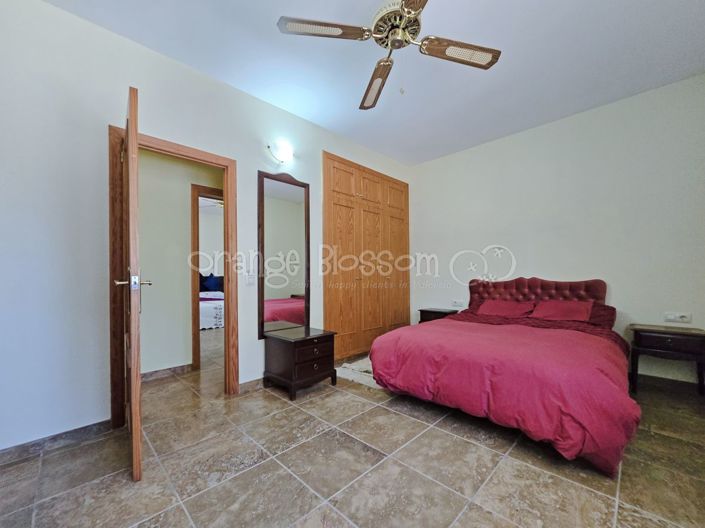 Image No.48-3 Bed Villa for sale