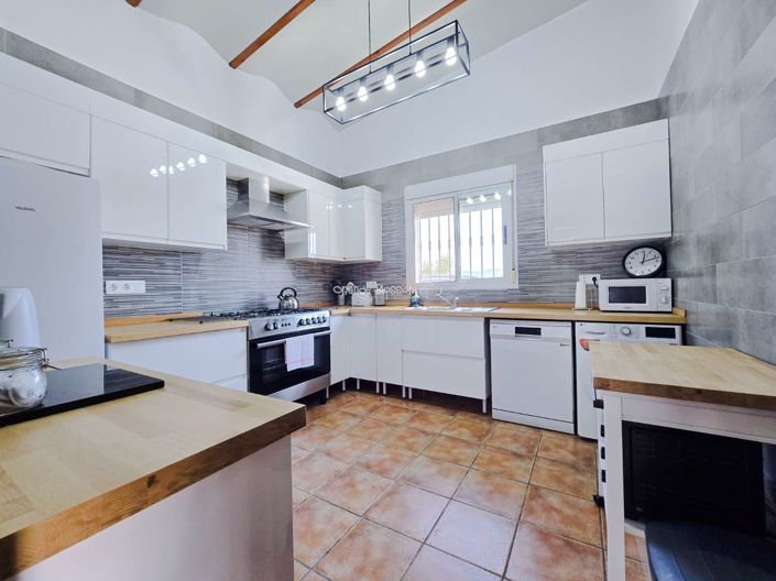 Image No.13-3 Bed Villa for sale