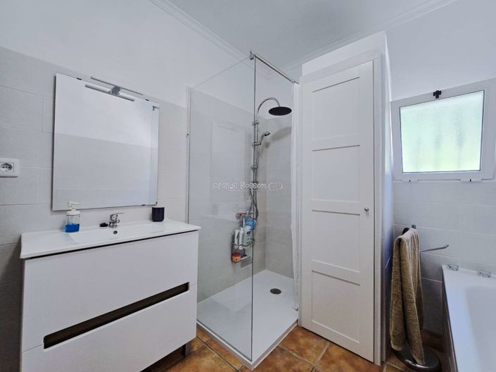 Image No.16-3 Bed Villa for sale