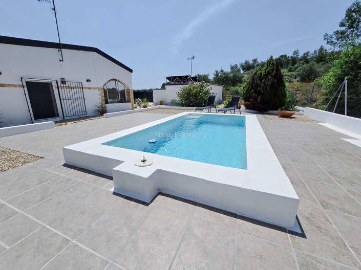 Image No.2-3 Bed Villa for sale