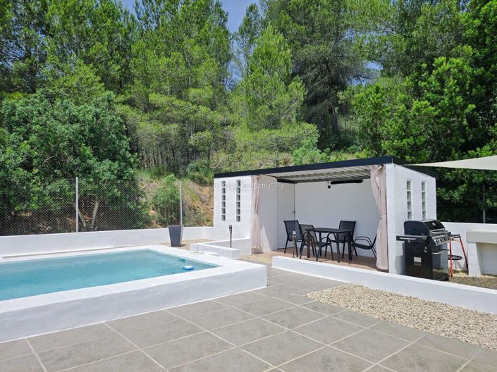 Image No.3-3 Bed Villa for sale