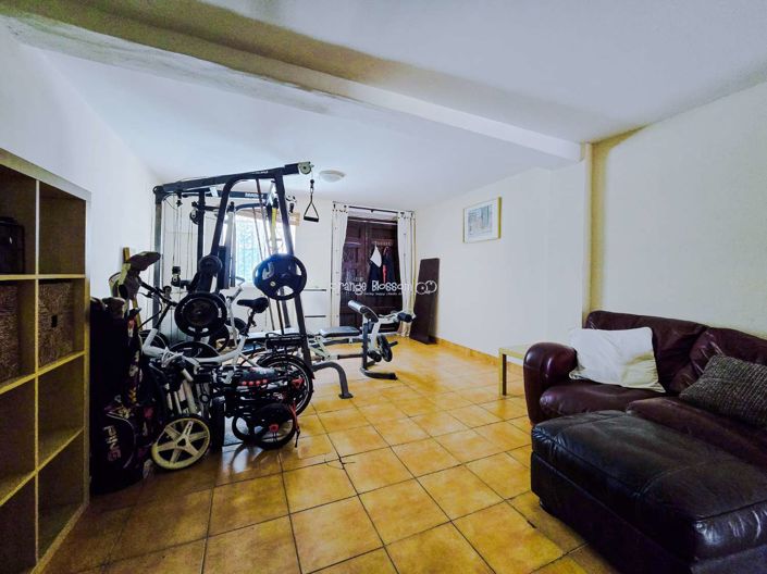 Image No.13-3 Bed Townhouse for sale