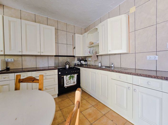 Image No.22-3 Bed Townhouse for sale