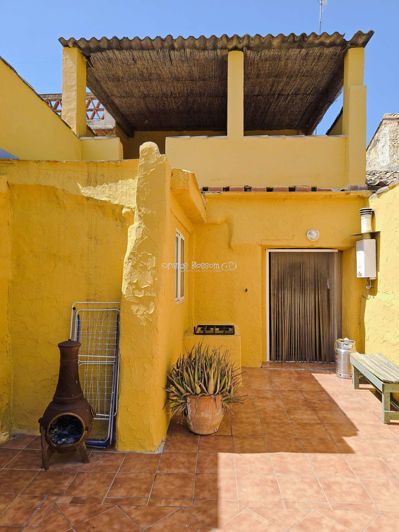 Image No.36-3 Bed Townhouse for sale