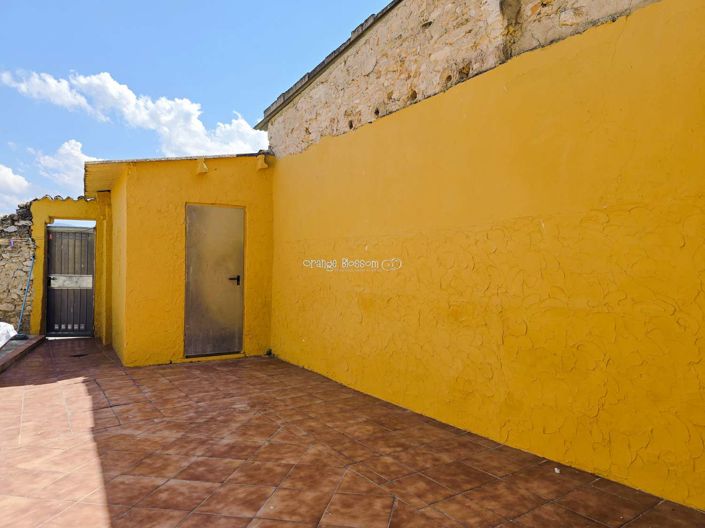 Image No.37-3 Bed Townhouse for sale