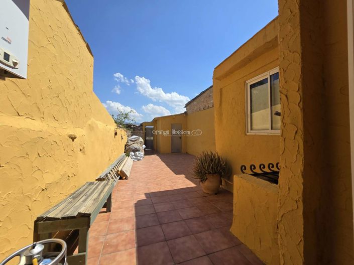 Image No.6-3 Bed Townhouse for sale