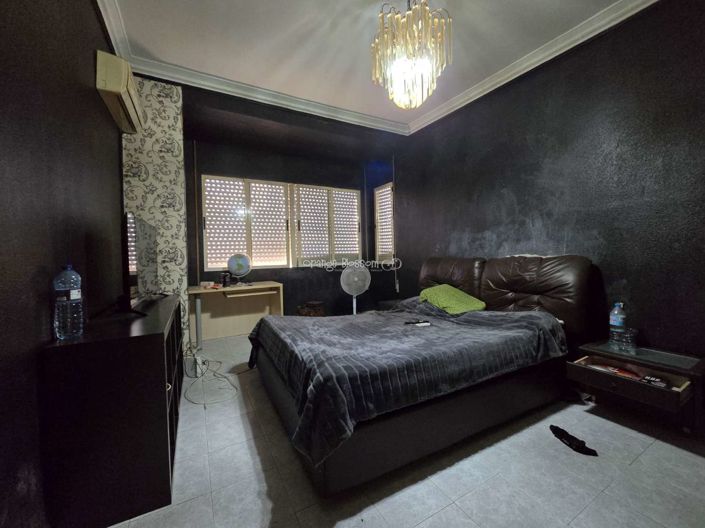 Image No.41-5 Bed Townhouse for sale