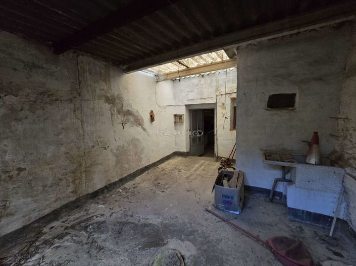 Image No.21-2 Bed Townhouse for sale