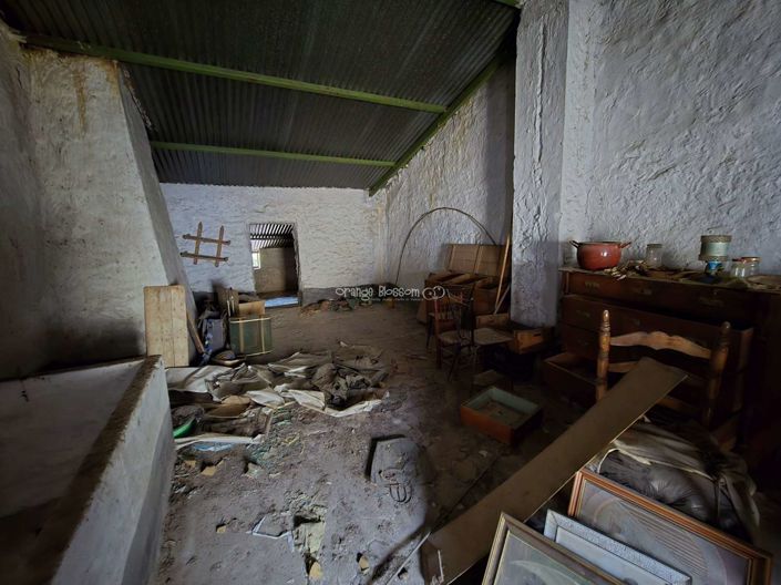 Image No.29-2 Bed Townhouse for sale