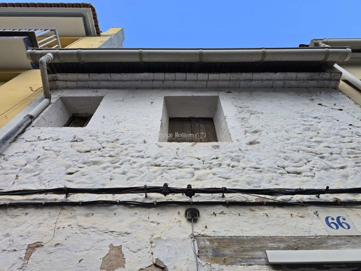 Image No.4-2 Bed Townhouse for sale