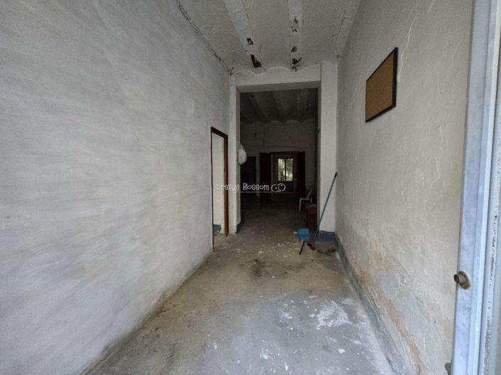 Image No.8-2 Bed Townhouse for sale