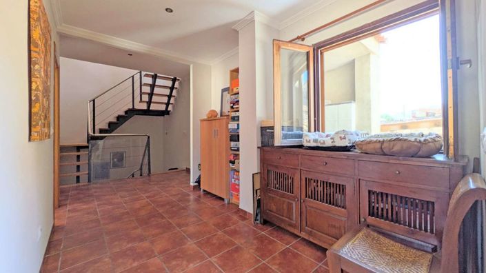 Image No.42-5 Bed Property for sale