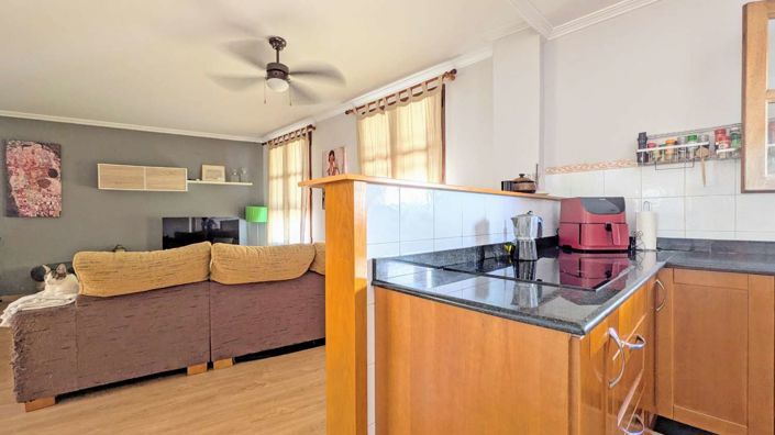 Image No.9-5 Bed Property for sale