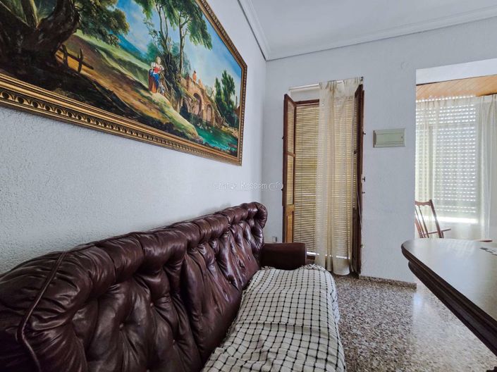 Image No.13-3 Bed Property for sale