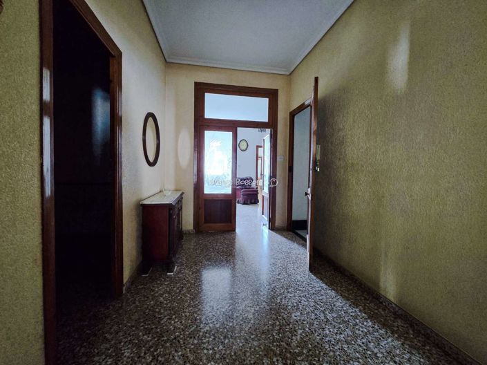 Image No.22-3 Bed Property for sale