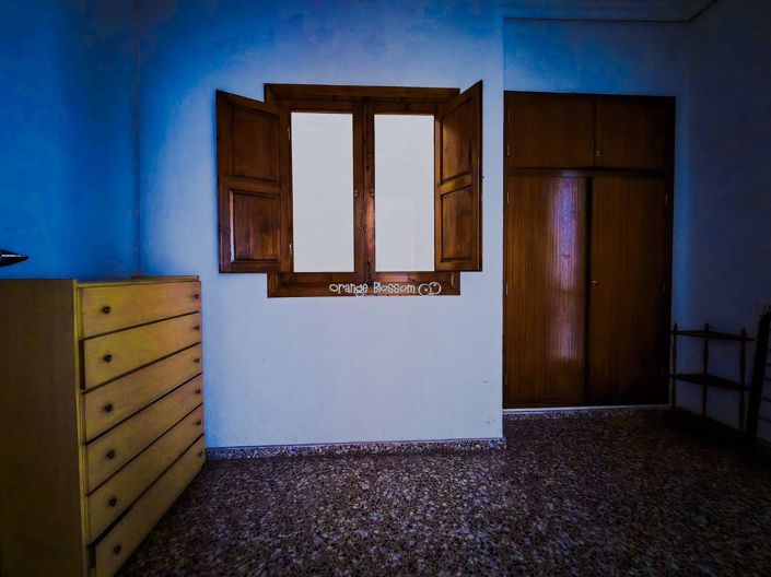 Image No.23-3 Bed Property for sale