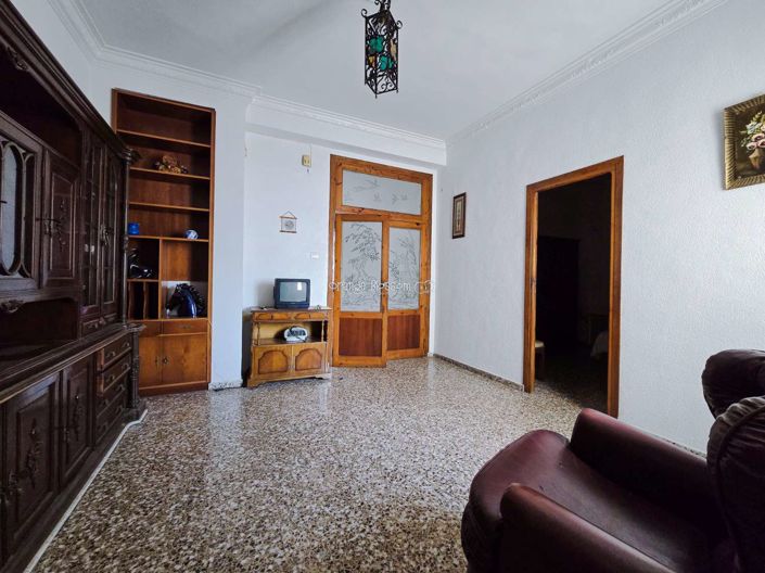 Image No.30-3 Bed Property for sale