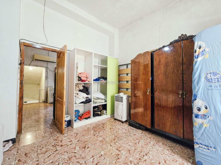 Image No.21-2 Bed Townhouse for sale