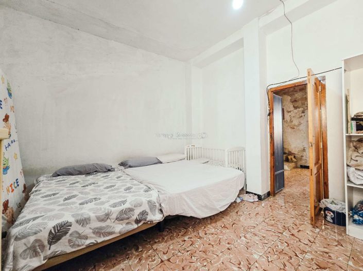 Image No.27-2 Bed Townhouse for sale