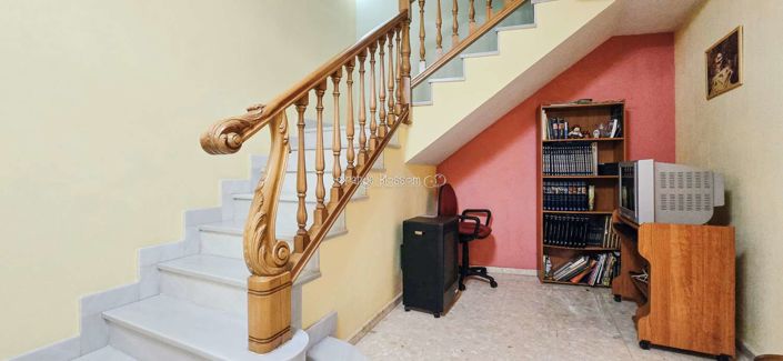 Image No.18-4 Bed Townhouse for sale