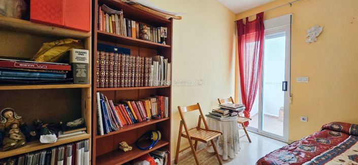 Image No.35-4 Bed Townhouse for sale