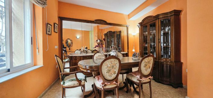 Image No.9-4 Bed Townhouse for sale