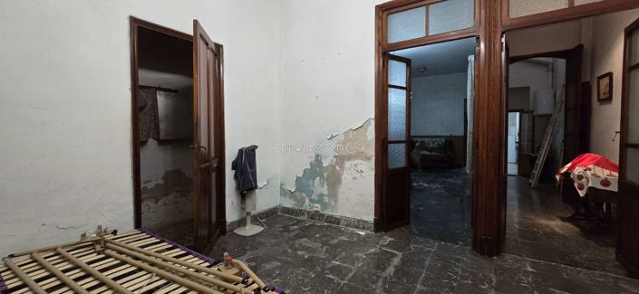 Image No.29-4 Bed Townhouse for sale