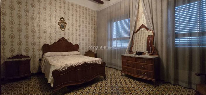 Image No.41-4 Bed Townhouse for sale