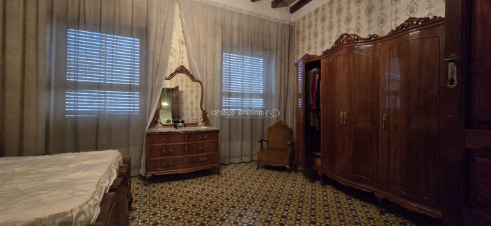 Image No.43-4 Bed Townhouse for sale