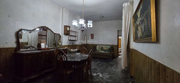 Image No.7-4 Bed Townhouse for sale