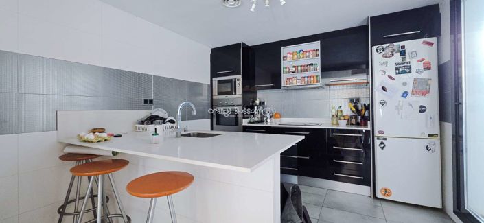 Image No.5-3 Bed Duplex for sale