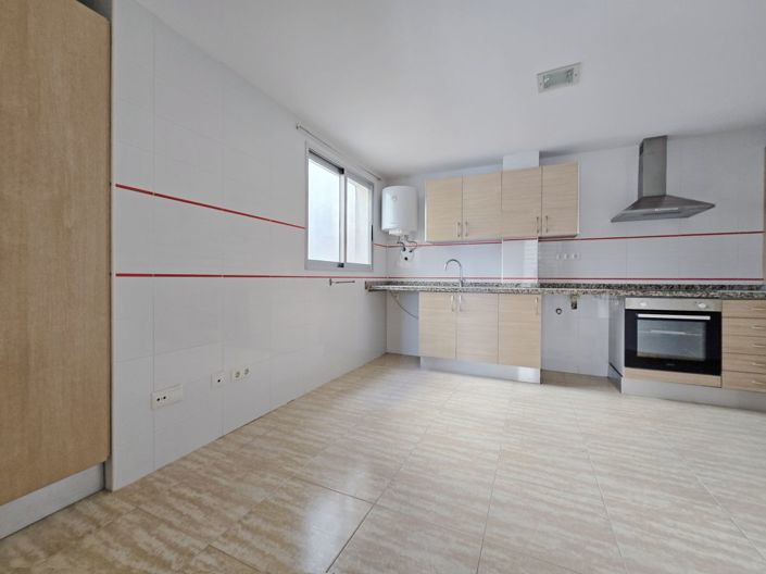 Image No.12-3 Bed Duplex for sale