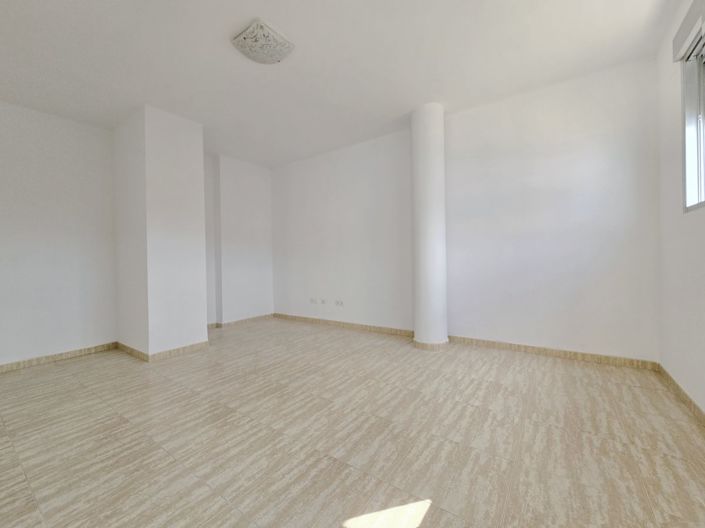 Image No.19-3 Bed Duplex for sale