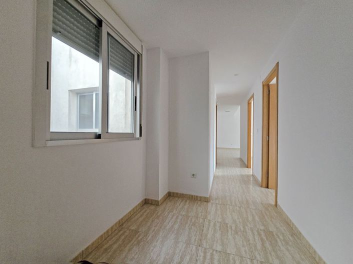 Image No.29-3 Bed Duplex for sale