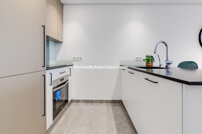 Image No.13-2 Bed Apartment for sale