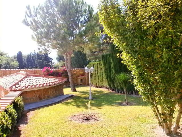 Image No.10-7 Bed Villa for sale