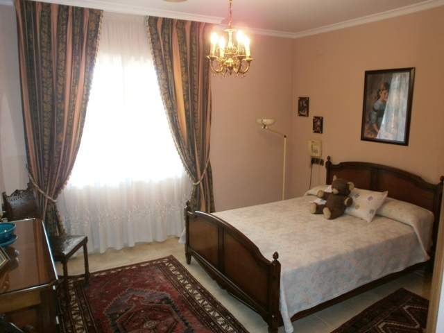 Image No.27-7 Bed Villa for sale