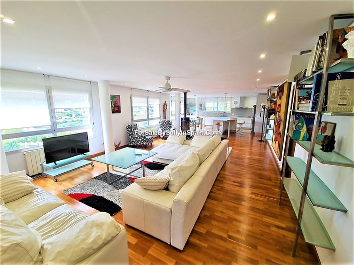 Image No.14-4 Bed Villa for sale