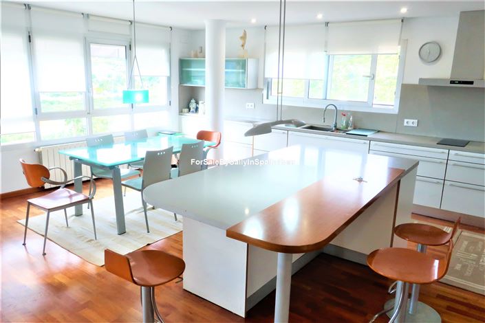 Image No.15-4 Bed Villa for sale