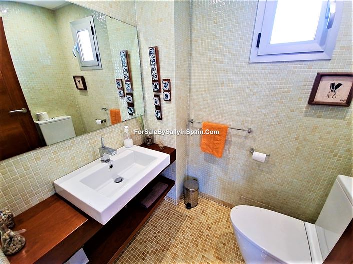 Image No.41-4 Bed Villa for sale