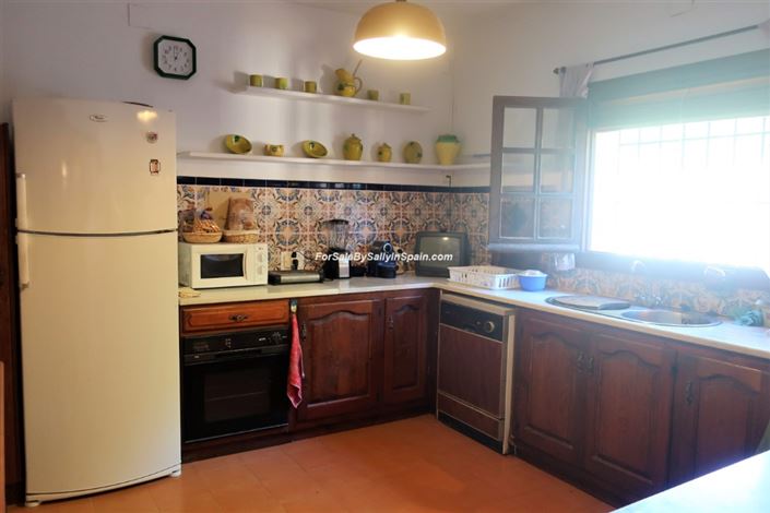 Image No.41-5 Bed Villa for sale