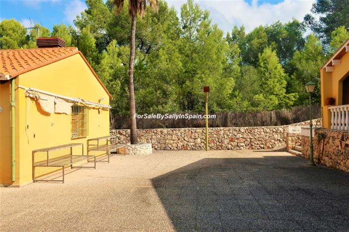 Image No.11-5 Bed Villa for sale