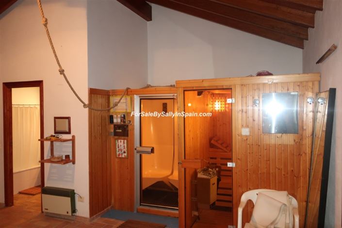 Image No.39-5 Bed Villa for sale