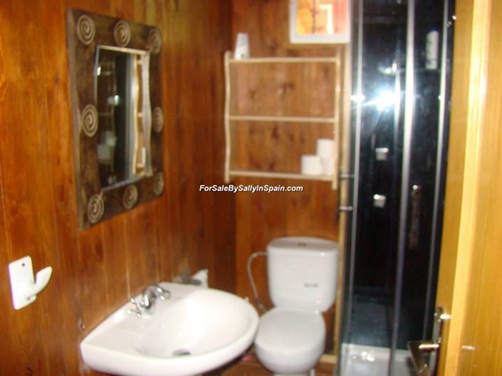 Image No.23-22 Bed Villa for sale