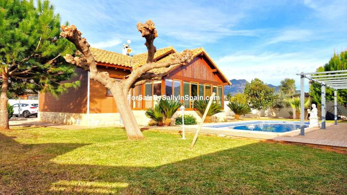 Image No.39-4 Bed Villa for sale