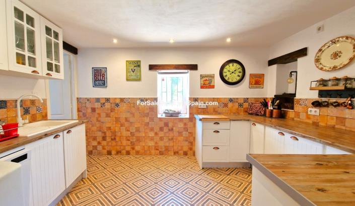 Image No.29-4 Bed Villa for sale